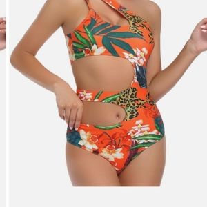 Edel qual swimsuit